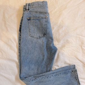 Aritzia/Denim Forum the pin-up super high straight 28L jeans